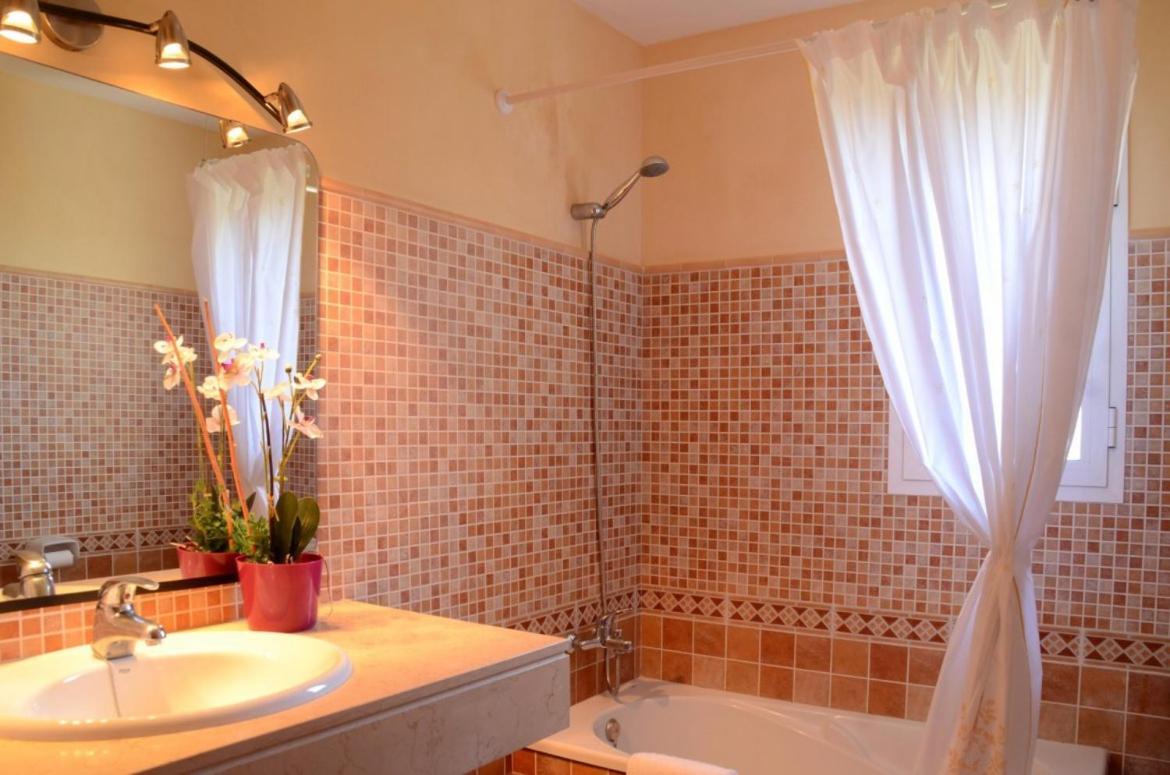 Villas Las Golondrinas กาลาเอนบอสช์ ภายนอก รูปภาพ